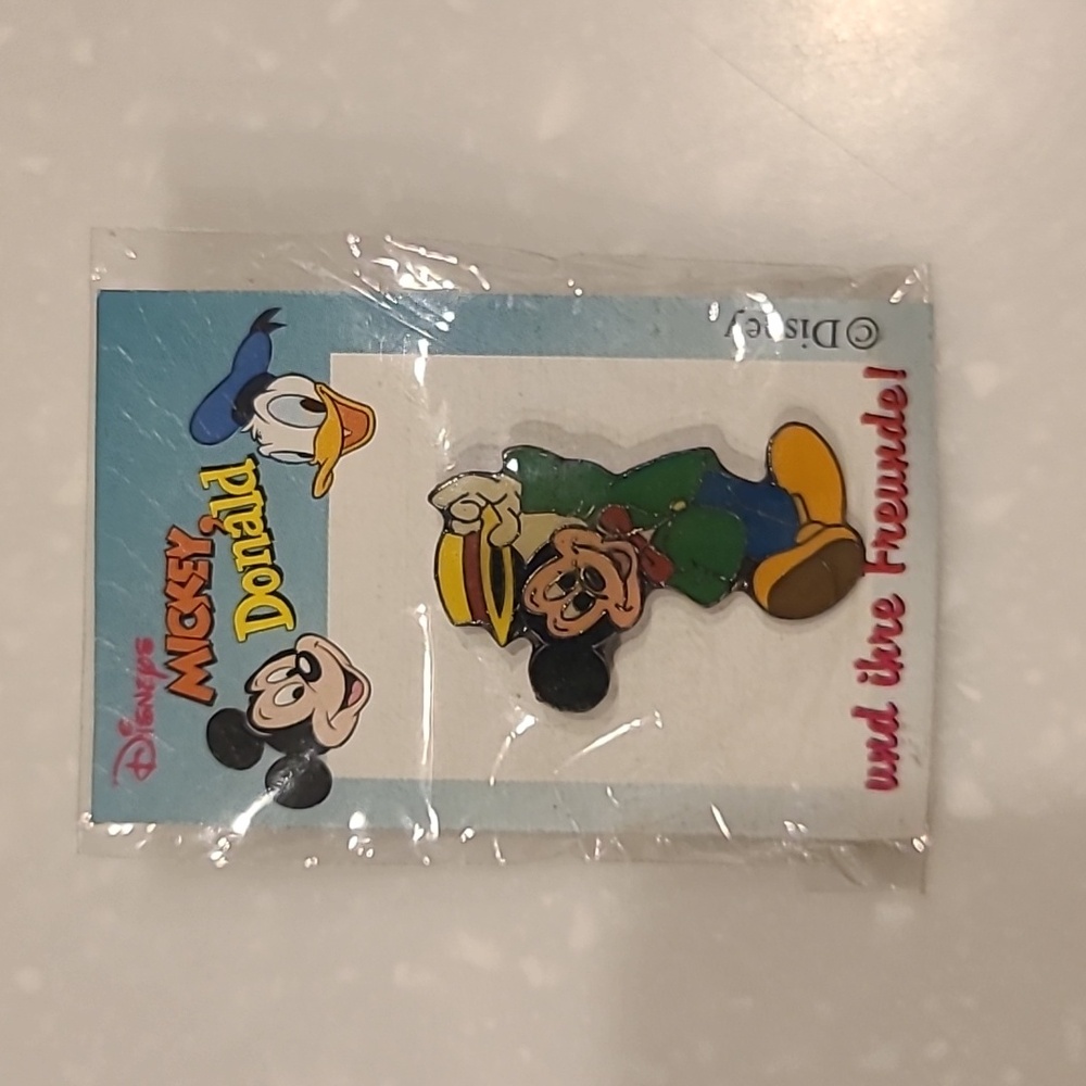 Disney Mickey and Donald Character Pin Collection - Picture 3 of 7